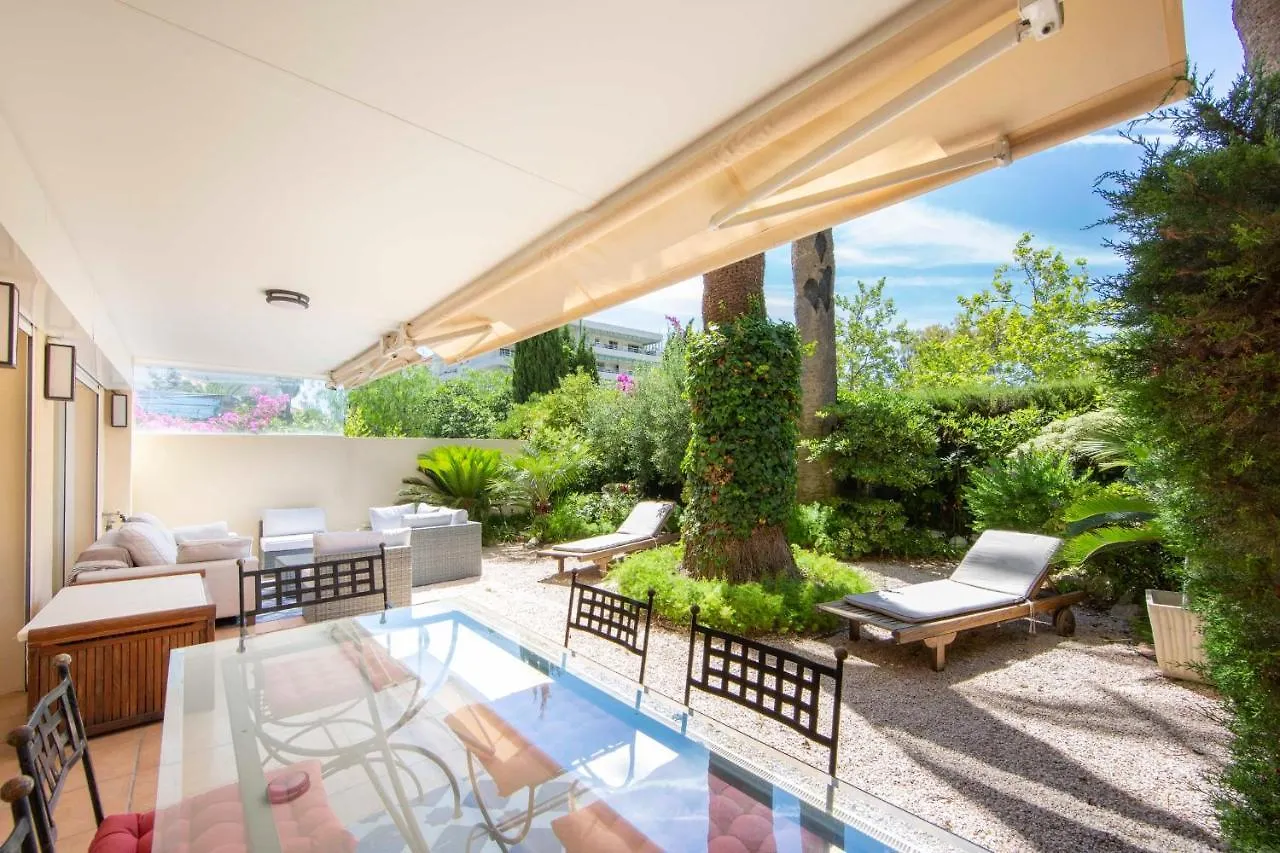 Apartment 2 Bedrooms2 Bathroomsdouble Terrace & Garden In Palm Beach Area Cannes 0*,