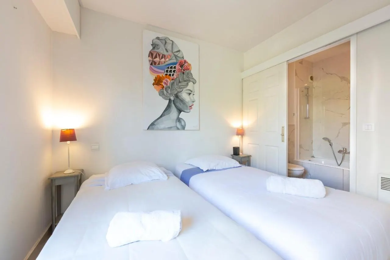 Apartment 2 Bedrooms2 Bathroomsdouble Terrace & Garden In Palm Beach Area Cannes France